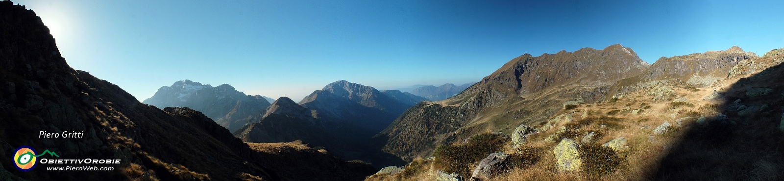 18 panoramica dall'Arera a Cima Giovanni Paolo II .jpg